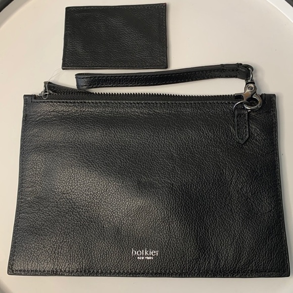 🖤Botkier Leather Envelope Style Wristlet🖤 - Picture 3 of 7